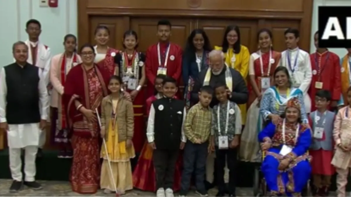  प्रधानमंत्री राष्ट्रीय बाल पुरस्कार विजेता बच्चों से मिले पीएम मोदी- India TV Hindi