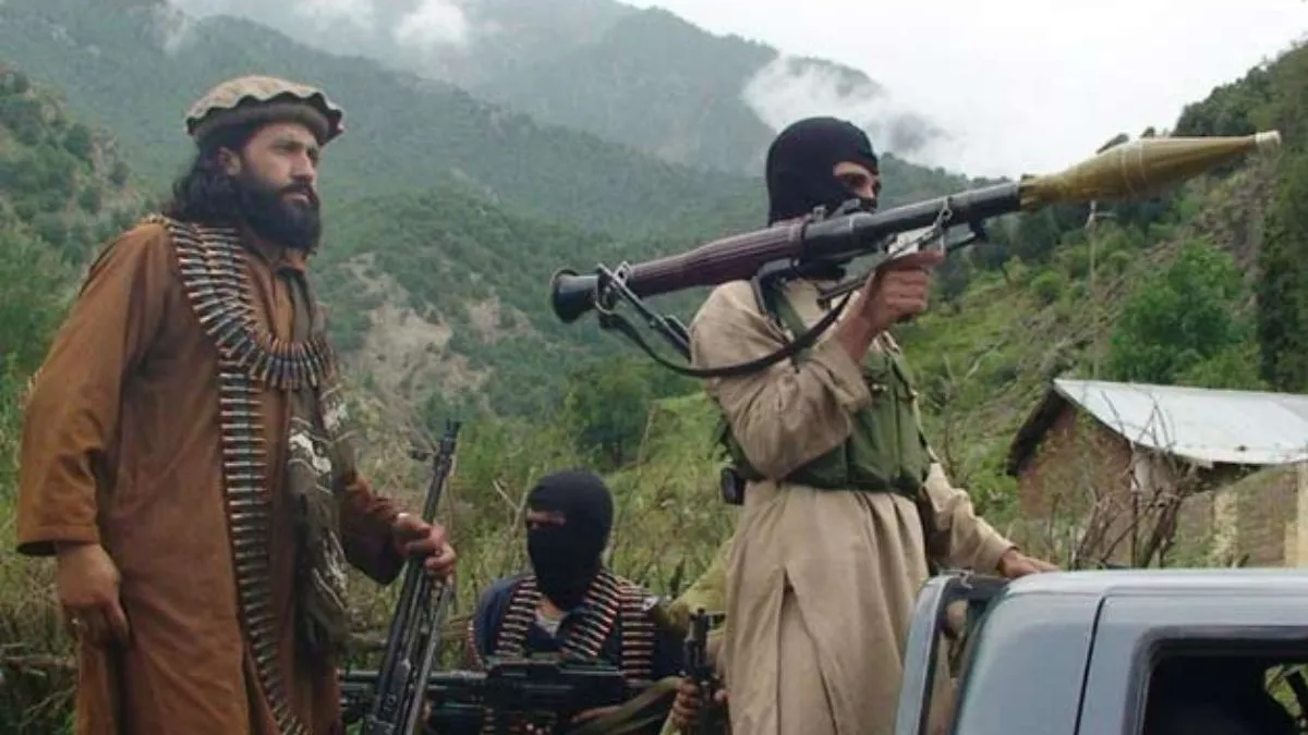 तालिबानियों ने की पाकिस्तानी फौज की भारी बेइज्जती- India TV Hindi