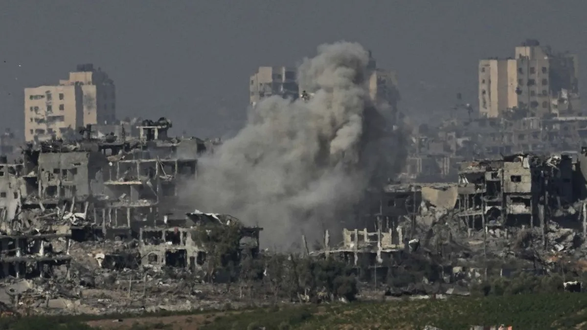 13 people killed in Israeli air strikes on Gaza - India TV Hindi