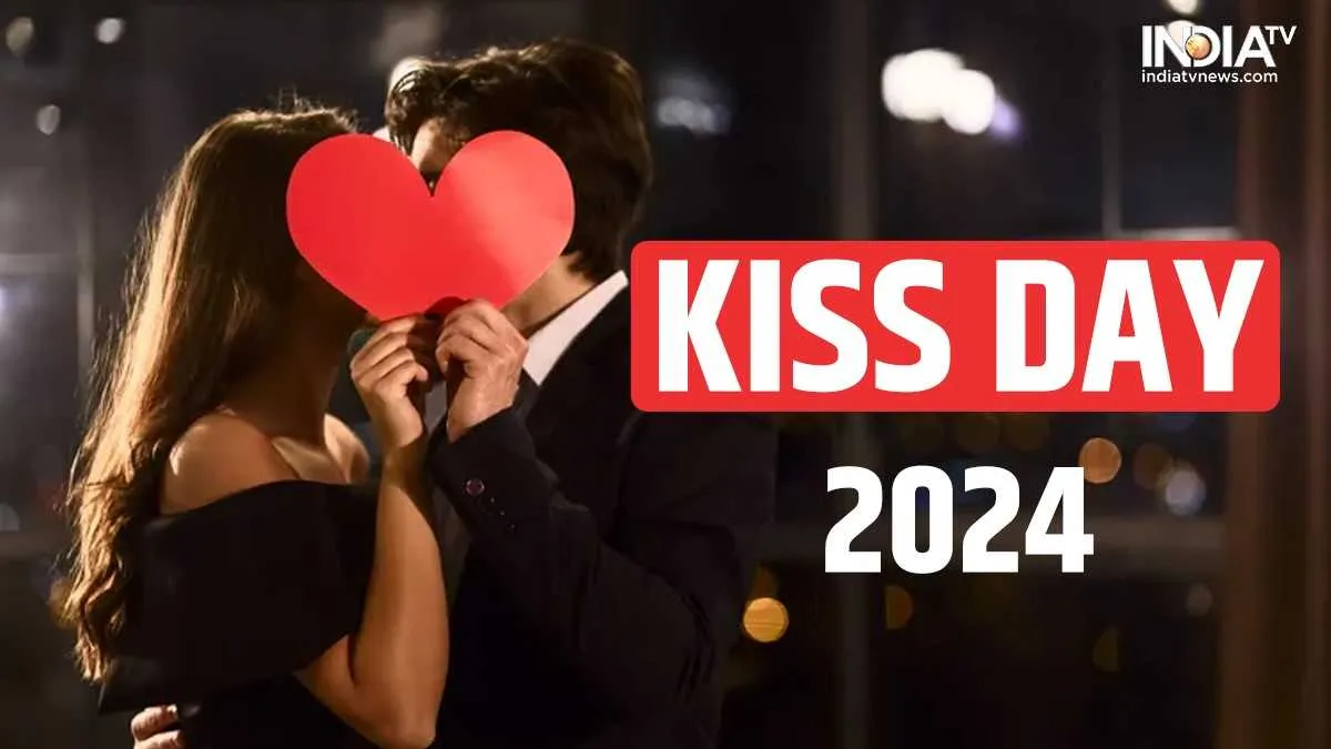 Kiss Day - India TV Hindi