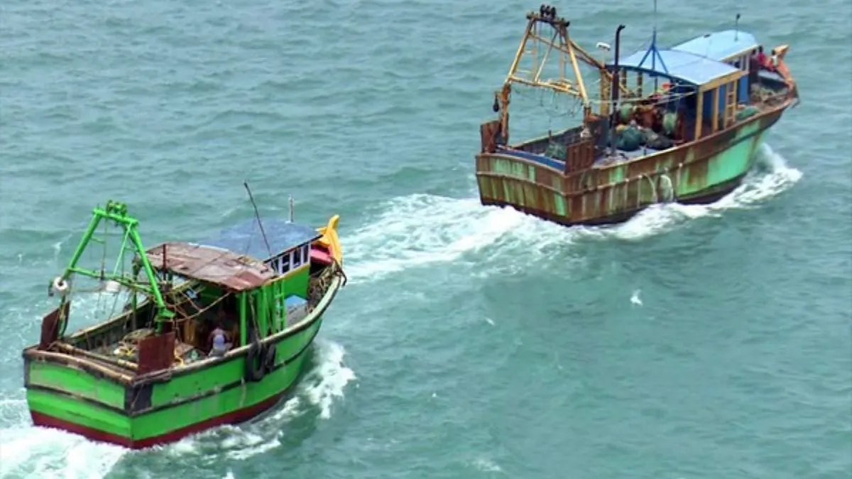 Indian fishermen arrested by Sri Lankan Navy.  - India TV Hindi