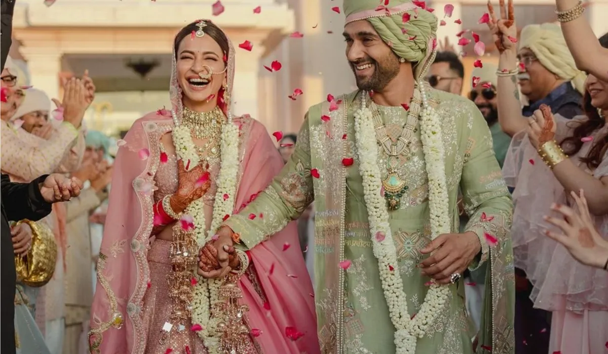 Pulkit Samrat-Kriti Kharbanda are now married Couple shares first wedding pics- India TV Hindi