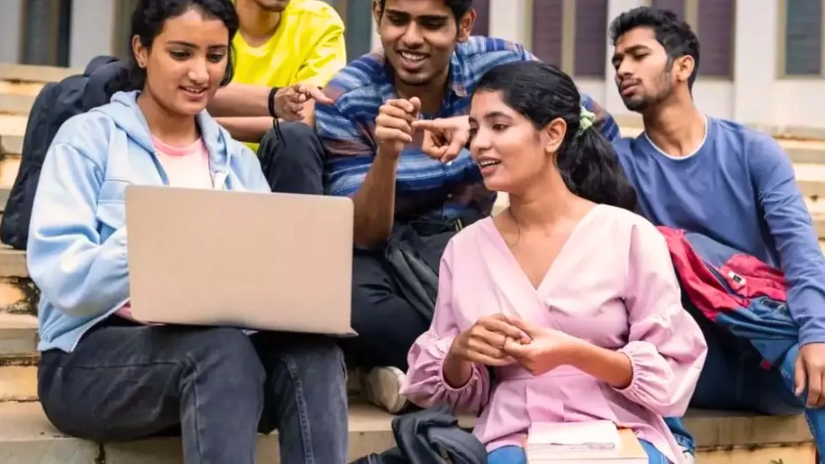 यूपीएससी सिविल सेवा प्रारंभिक परीक्षा 2024 के लिए आवेदन करने की कल लास्ट डेट - India TV Hindi