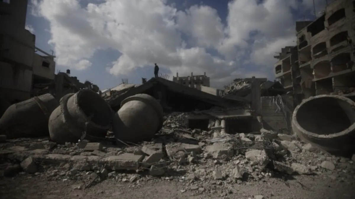 राफाह में इजरायली सेना द्वारा किए गए हमले के बाद का दृश्य (फाइल)- India TV Hindi