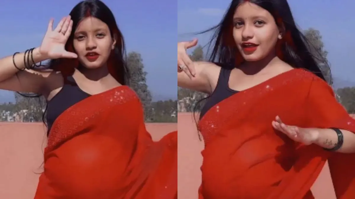 रील बनाती हुई प्रेग्नेंट महिला- India TV Hindi