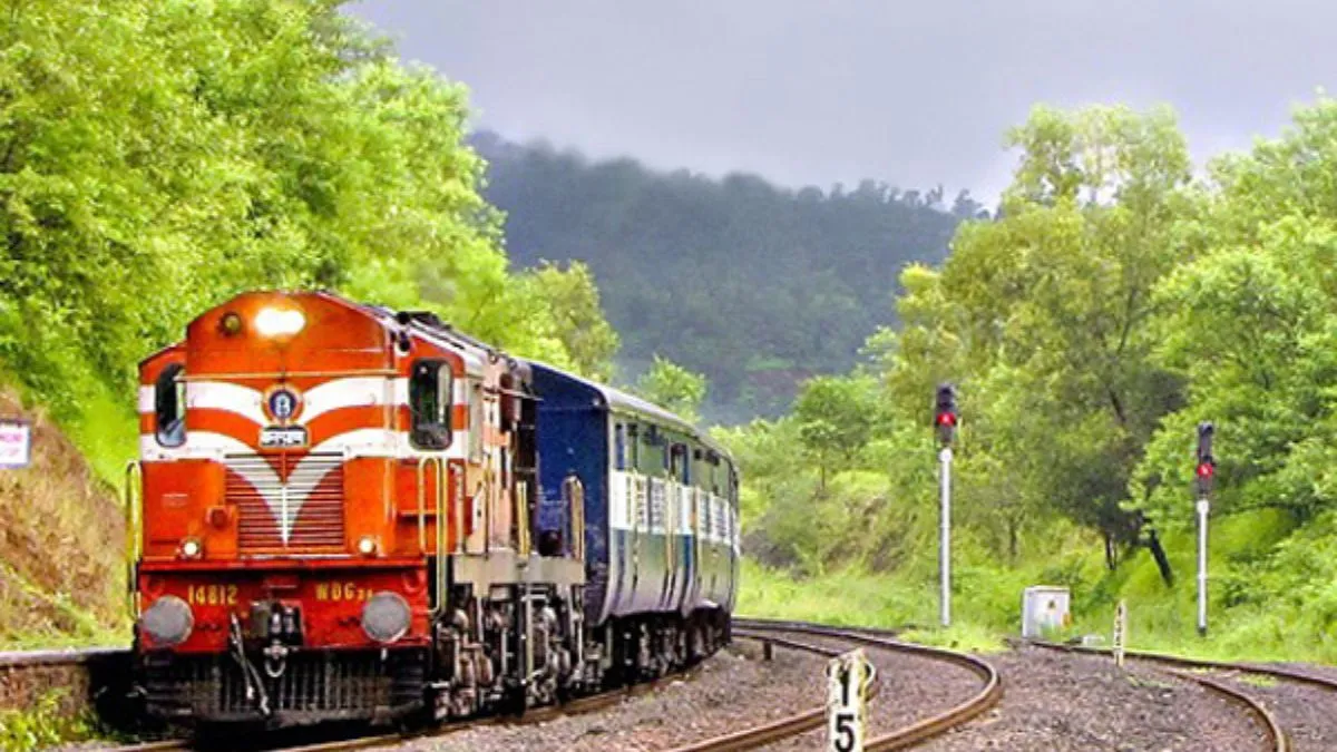 अंबाला मंडल में 552 ट्रेनें कैंसिल - India TV Hindi