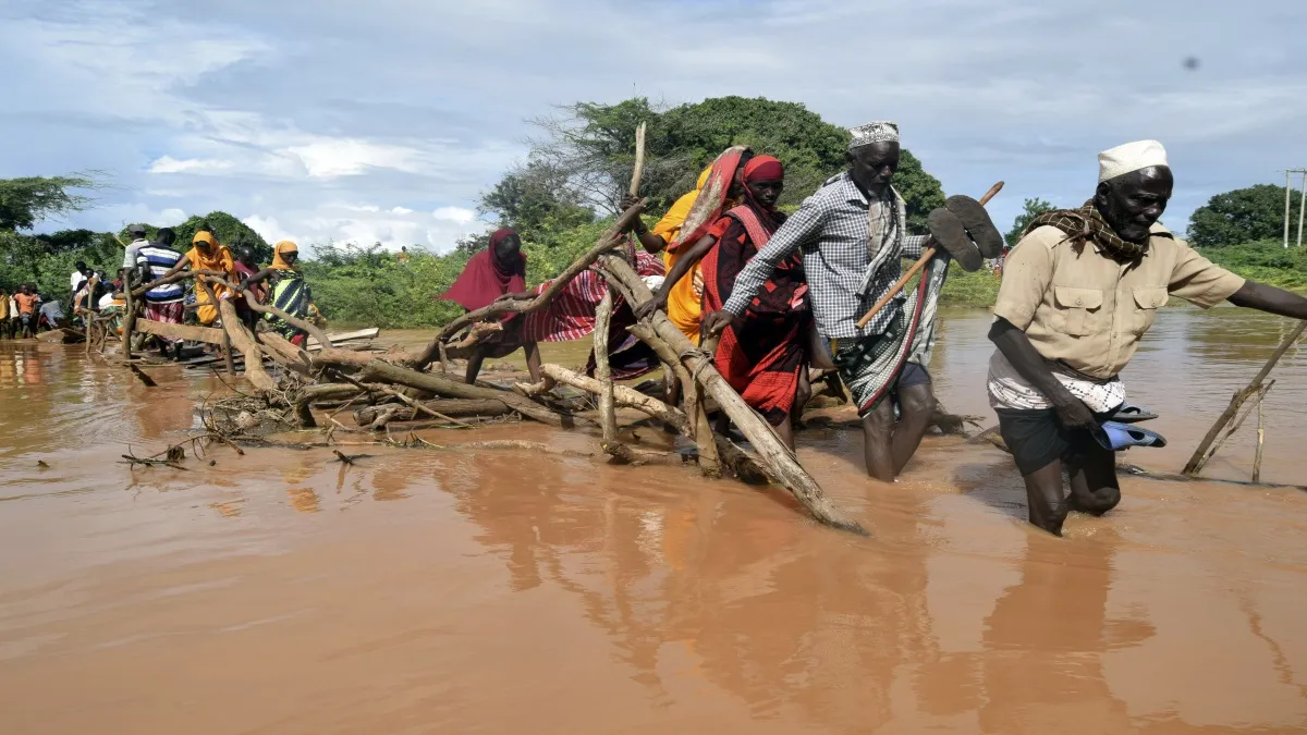 केन्या में बाढ़ - India TV Hindi