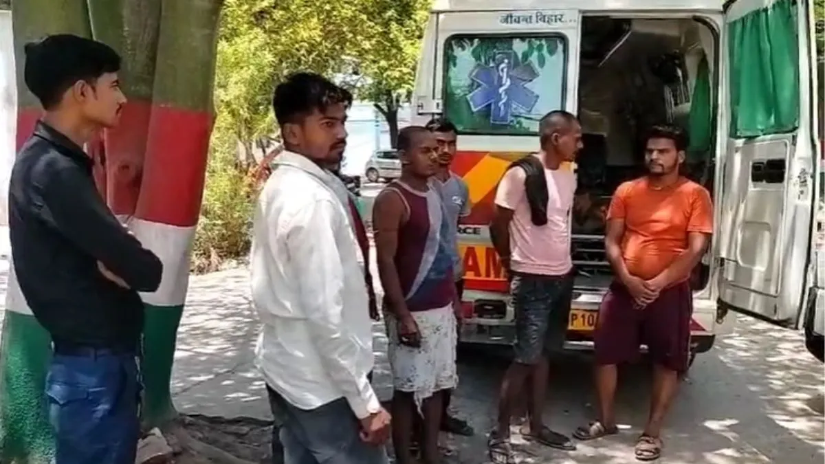 तालाब में डूबने से 3 युवकों की मौत।- India TV Hindi