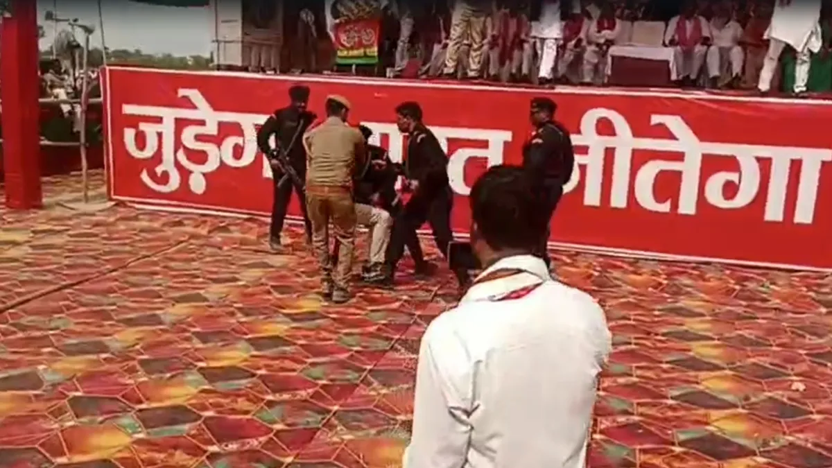 Akhilesh Rally- India TV Hindi