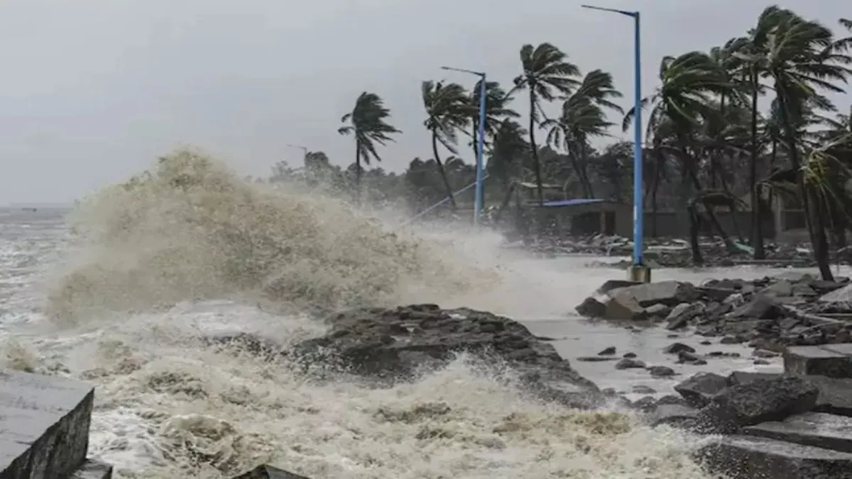 cyclone remal- India TV Hindi
