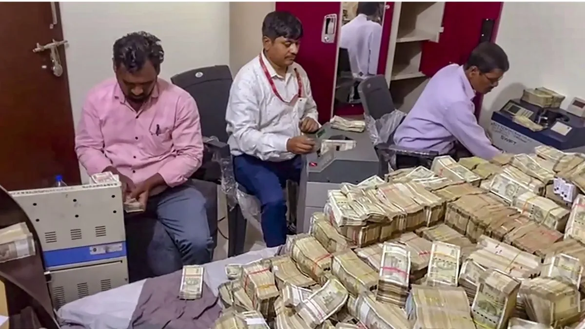 झारखंड कैशकांड में मिले पैसे- India TV Hindi