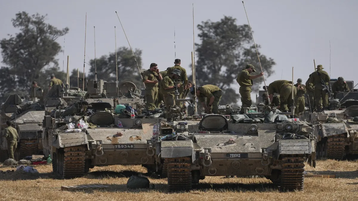 इजराइल की सेना के टैंक - India TV Hindi
