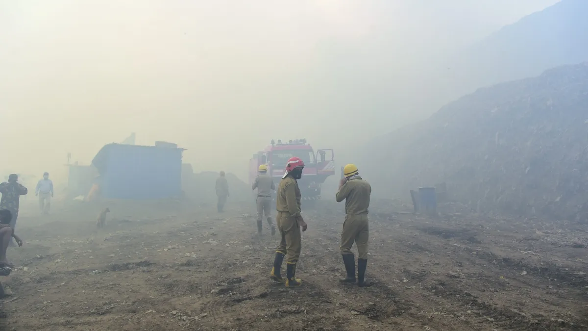 Gazhipur Landfill- India TV Hindi