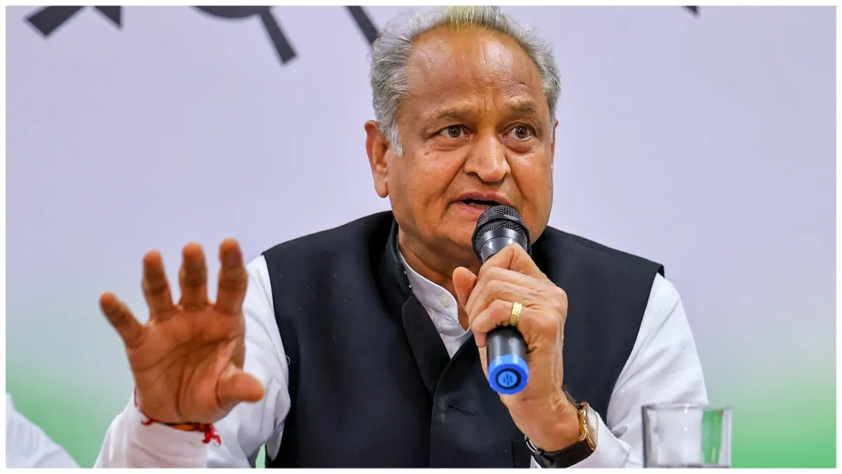 Ashok Gehlot Birthday Story from NSUI member to becoming CM OF rajasthan Ashok Gehlot who is the mag- India TV Hindi
