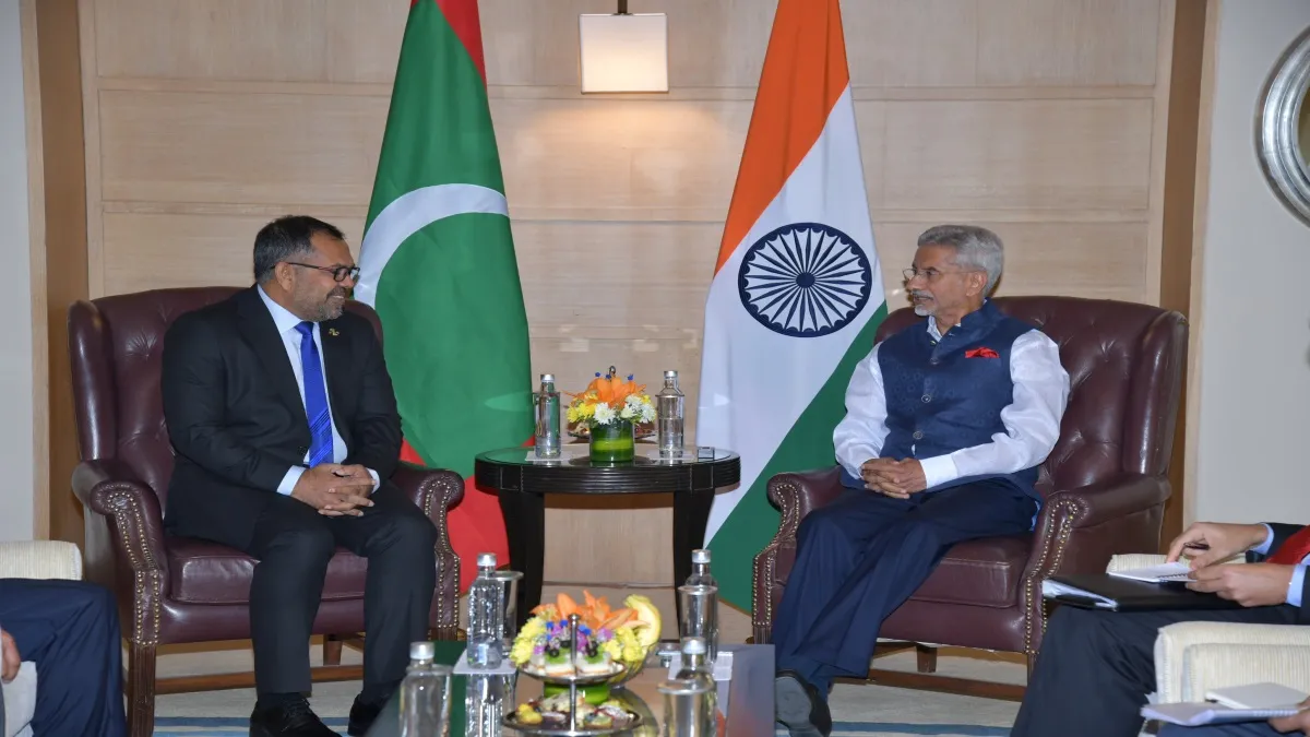 Maldives Minister Moosa Zameer meets S Jaishankar- India TV Hindi