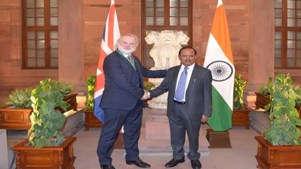 UK NSA Tim Barrow meets Indian counterpart Ajit Doval- India TV Hindi