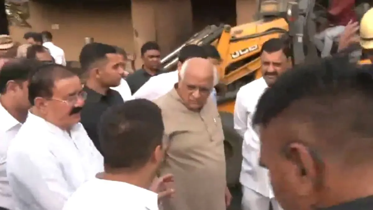 गृह मंत्री के साथ मौके पर पहुंची सीएम भूपेंद्र पटेल।- India TV Hindi