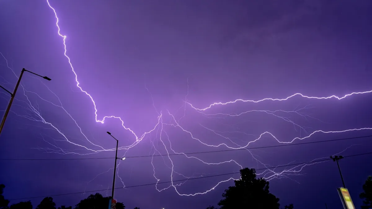 lightning- India TV Hindi