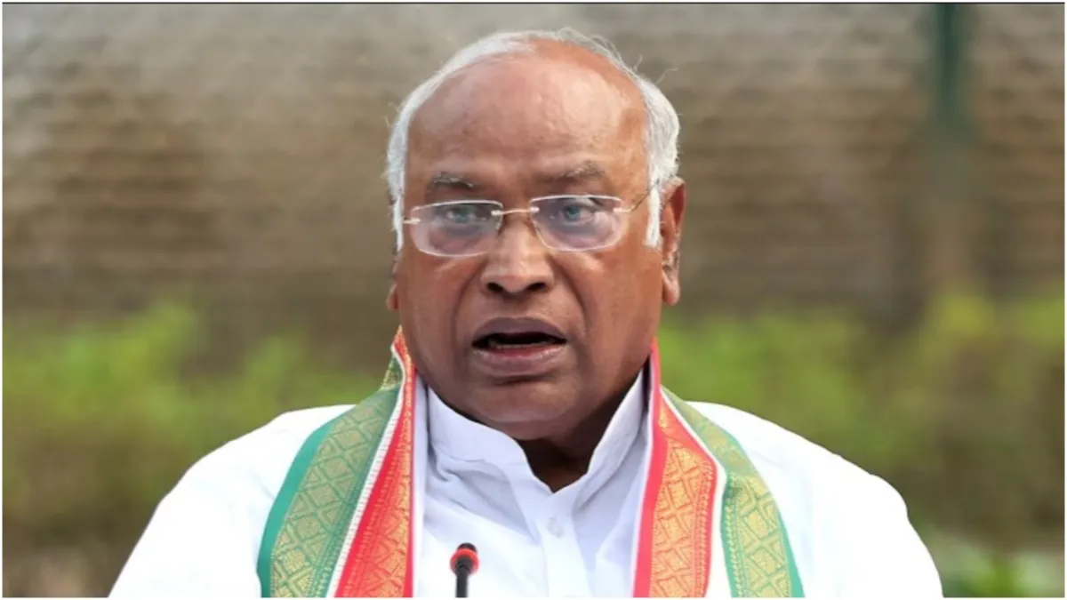 Mallikarjun Kharge is celebrating his birthday today PM Narendra Modi and Rahul Gandhi congratulated- India TV Hindi