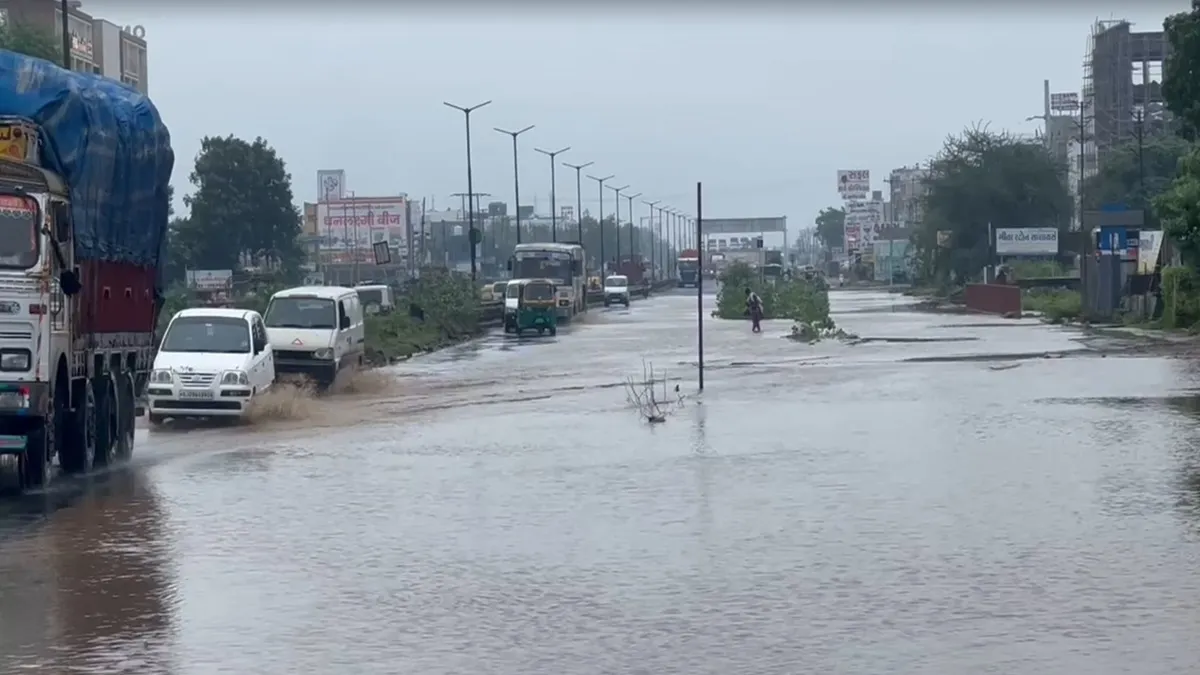 gujarat flood- India TV Hindi