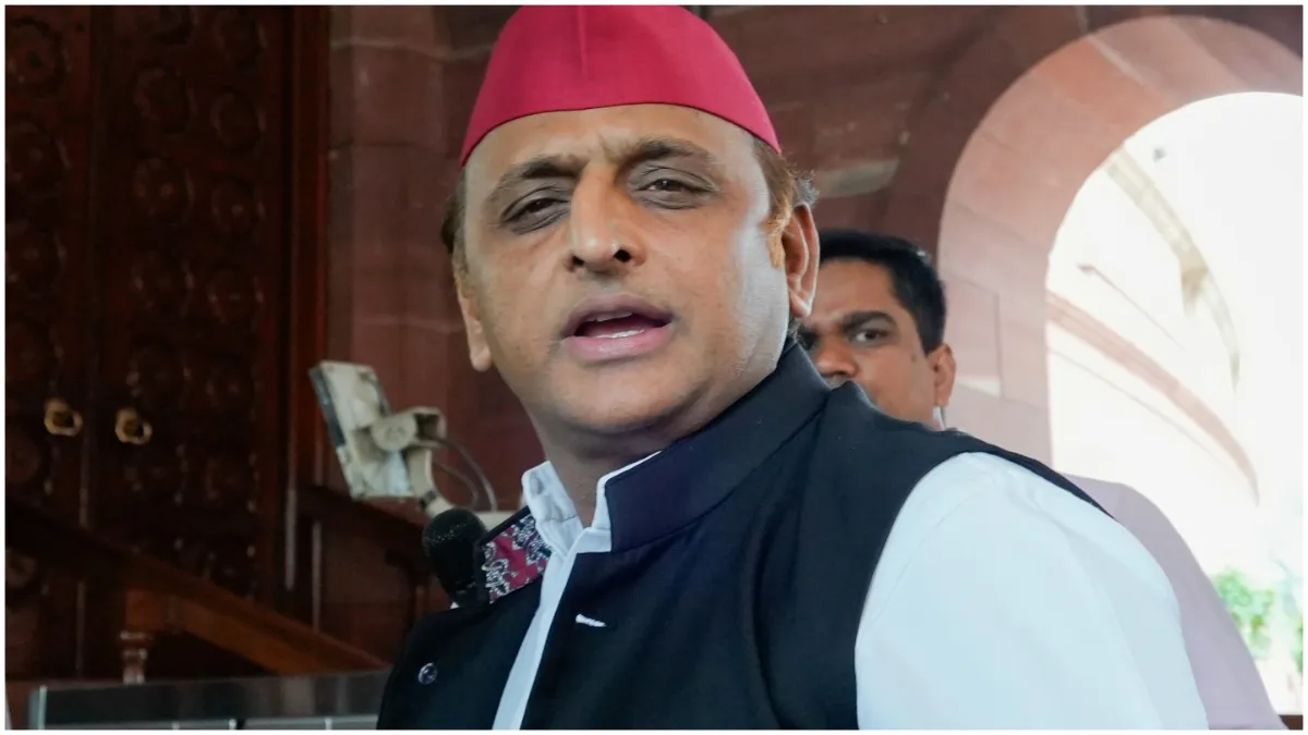 Akhilesh Yadav again raised questions about Mangesh Yadav expressed doubt about changing the medical- India TV Hindi