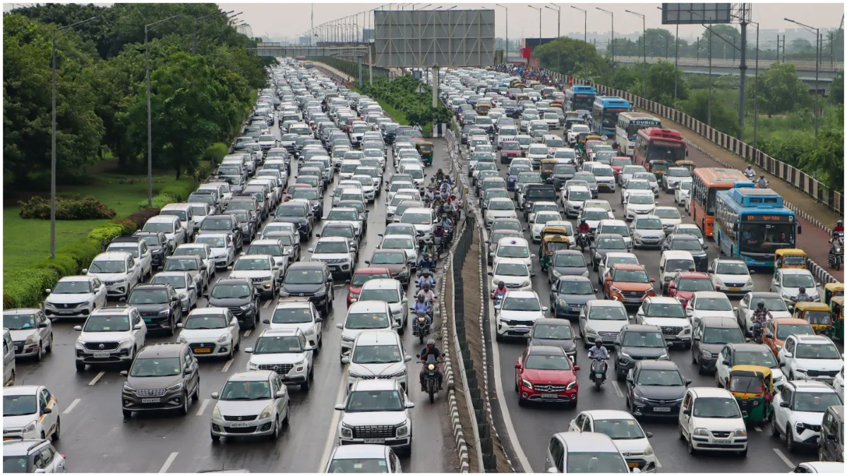 Roshanara Road closed for 45 days due to Delhi Metro construction work traffic police issues advisor- India TV Hindi