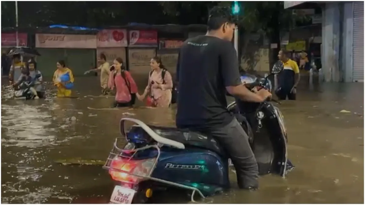 Heavy rains caused havoc in Mumbai, waterlogging in many areas people faced problems- India TV Hindi