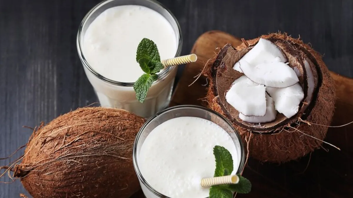 Benefits of drinking coconut milk - India TV Hindi