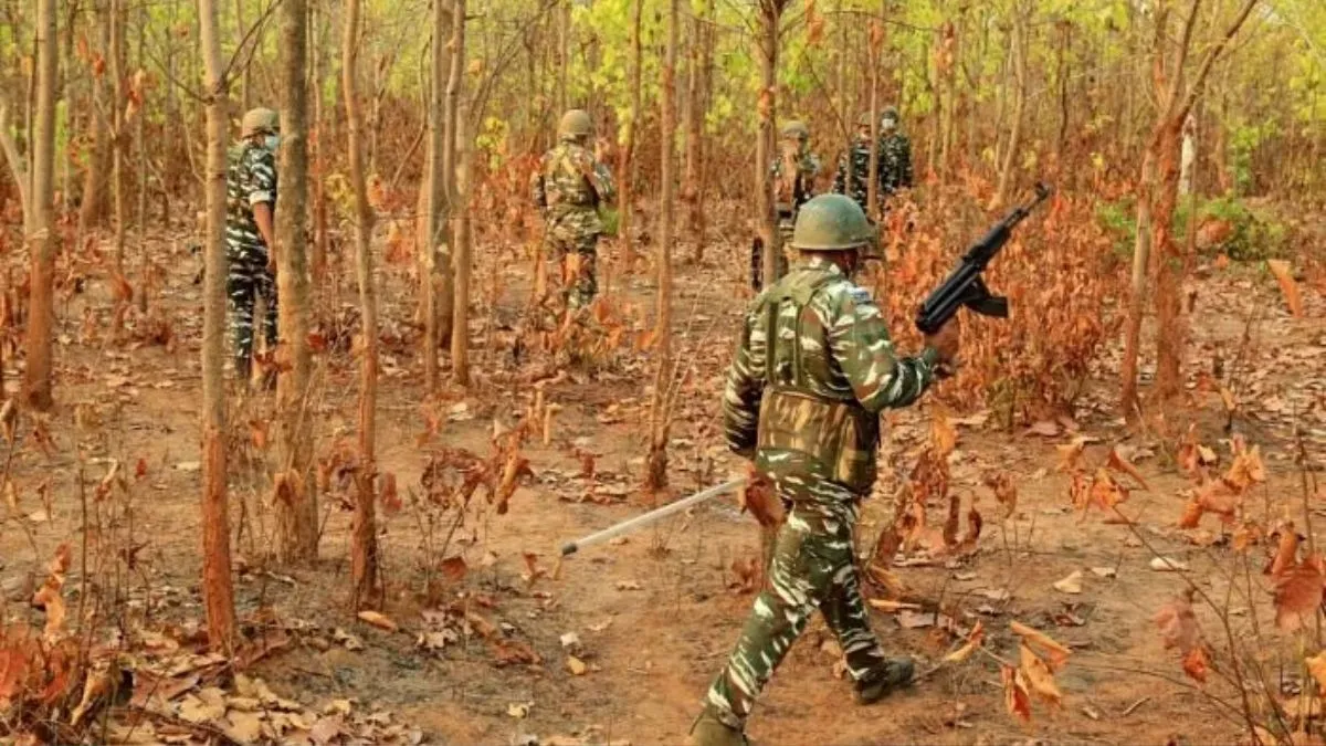 Chhattisgarh Naxalites, Naxalites Human Shields, Chhattisgarh