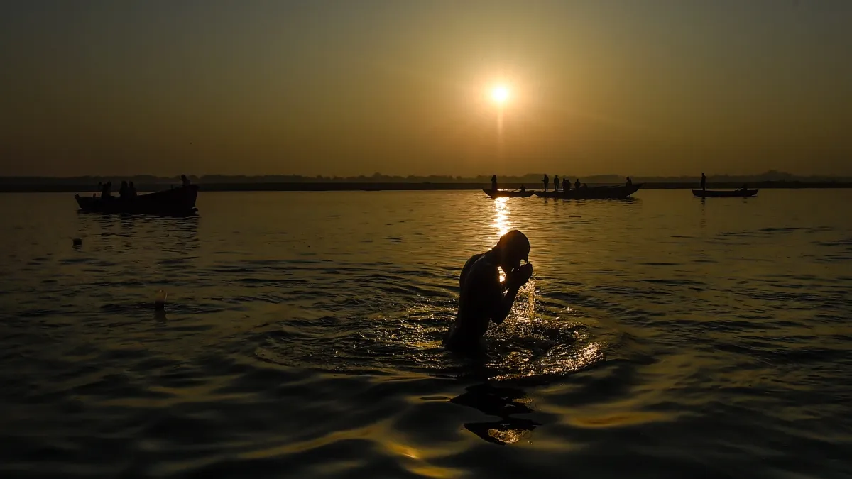 गंगाजल के साफ रहने का कारण सामने आया।- India TV Hindi