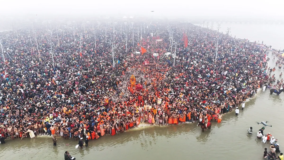 महाकुंभ में आग लगने की घटना। (फाइल फोटो)