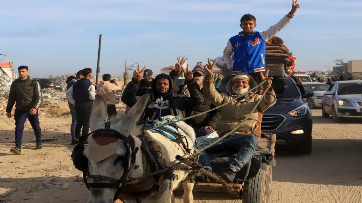 इजरायल ने फलस्तीनियों को गाजा पट्टी के उत्तरी क्षेत्र में लौटने की अनुमति दी