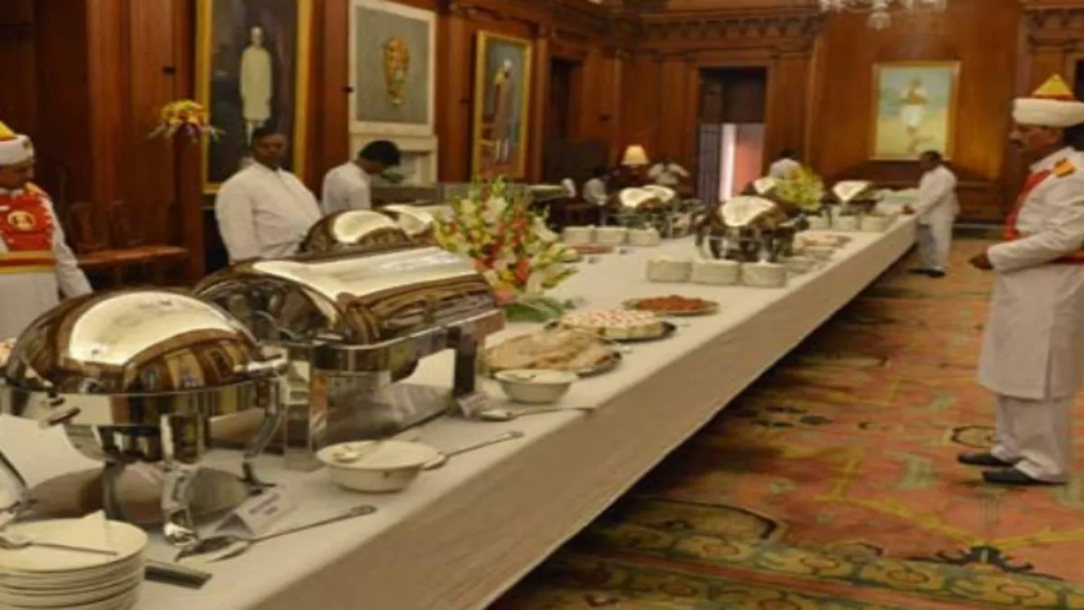 Guests welcomed in Rashtrapati Bhavan