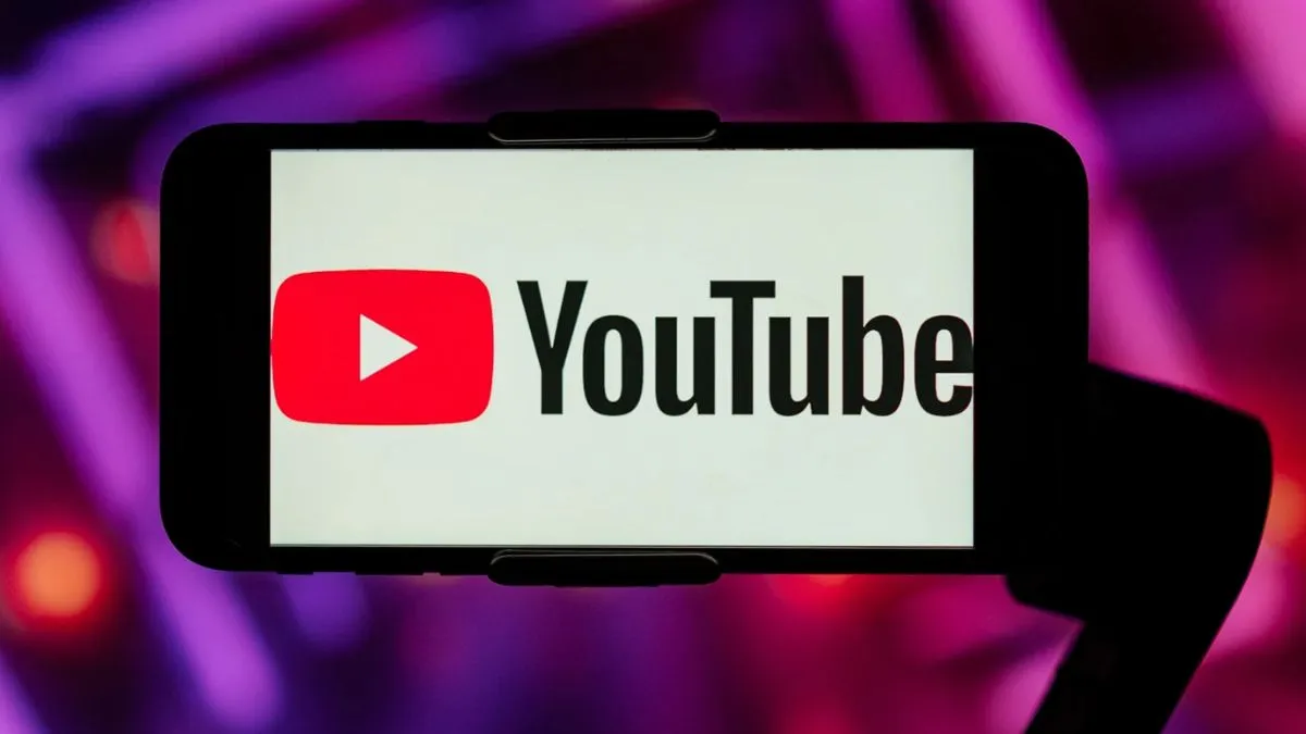 YouTube नवीन वैशिष्ट्ये 2025, YouTube प्रीमियम वैशिष्ट्ये, ऑफलाइन शॉर्ट्स वैशिष्ट्य