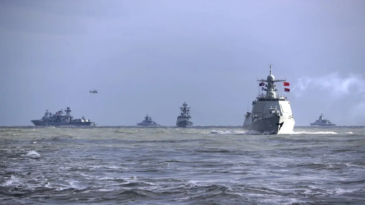 टोंकिन की खाड़ी में चीन का युद्धाभ्यास- India TV Hindi