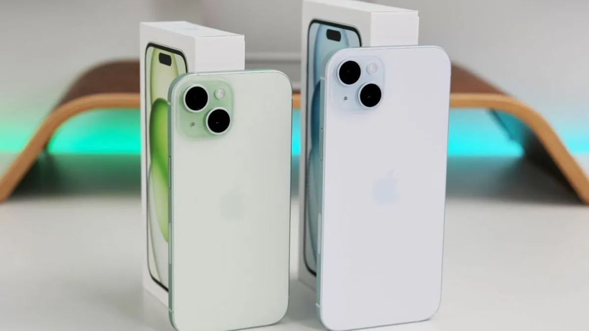 iPhone 15