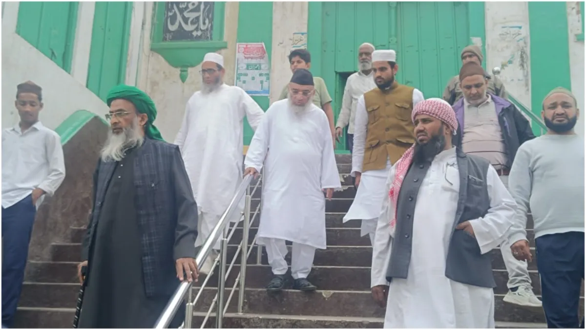 Jamiat leaders met the families of those killed in Sambhal violence provided financial help before R- India TV Hindi