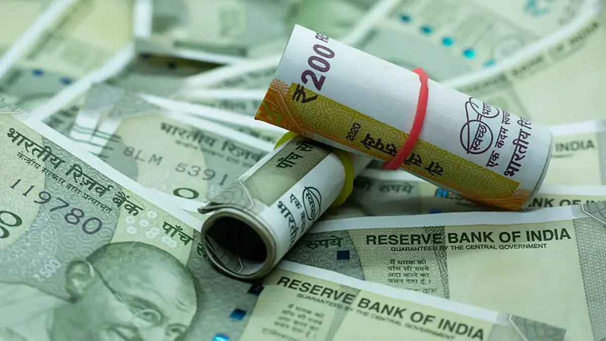 Given the pressure of margin on companies, softening in salary is a expected result. 