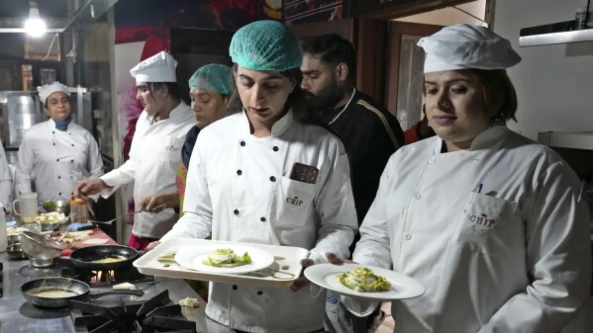 पाकिस्तानी ट्रांसजेंडर, नेहा मलिक।- India TV Hindi