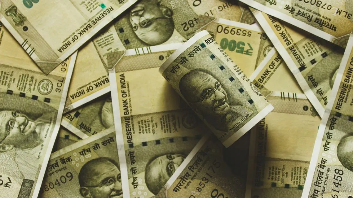 fd, fixed deposit, wife, tds, tax, tax on fd interest, tds on fd, tds on fd income, Highest Returns - India TV Hindi