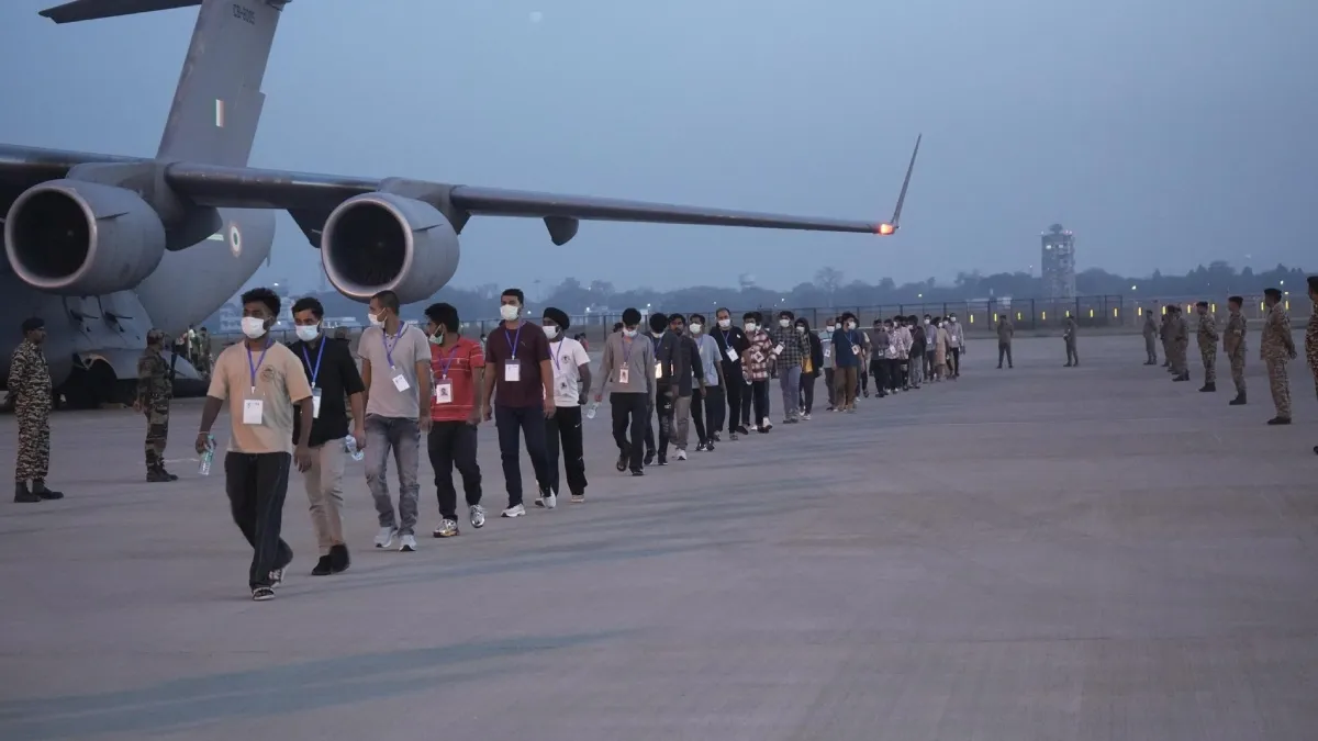 Citizens returned from Indian Air Force aircraft