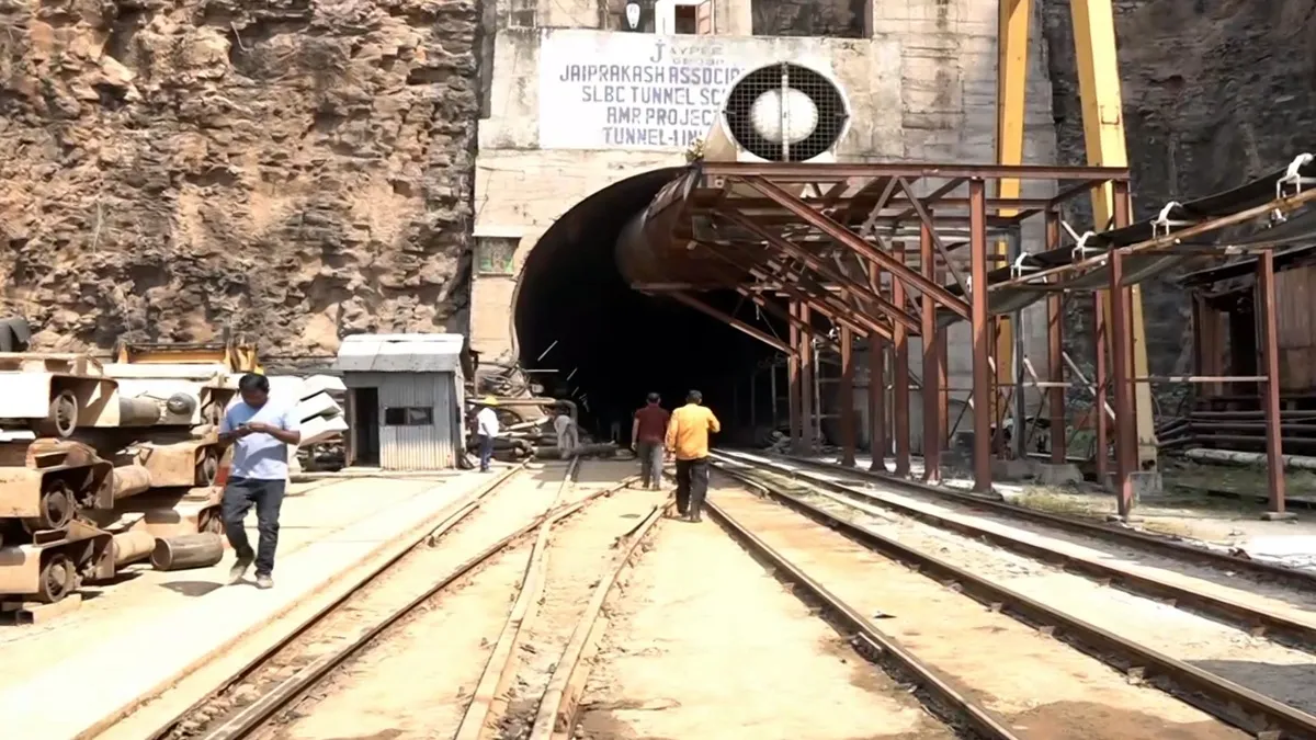 telangana tunnel collapse- India TV Hindi