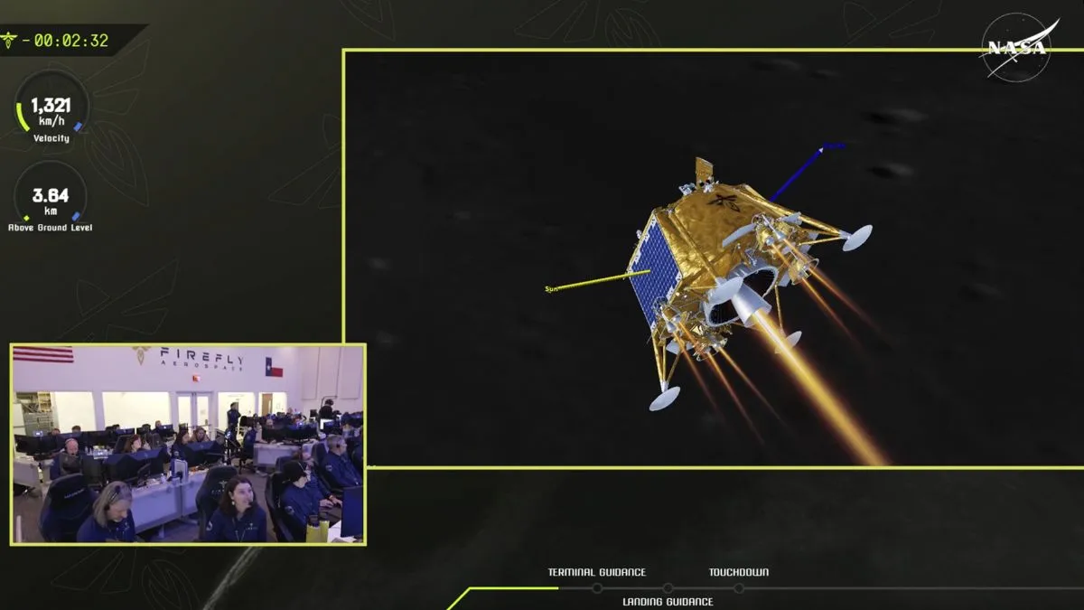 चंद्रमा पर उतरा ब्लू घोस्ट।- India TV Hindi