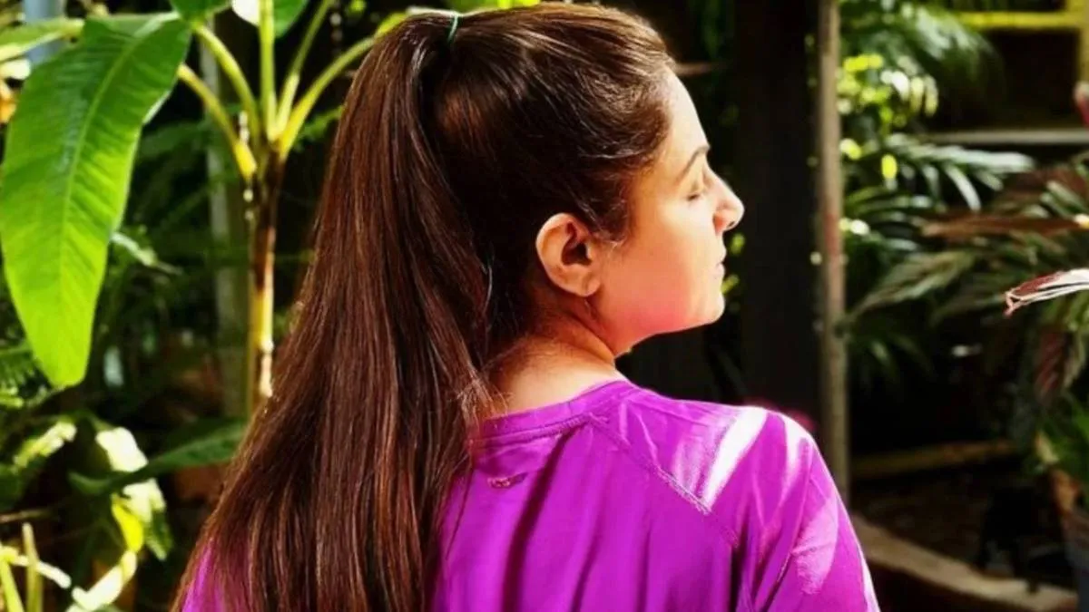 Ayesha jhulka