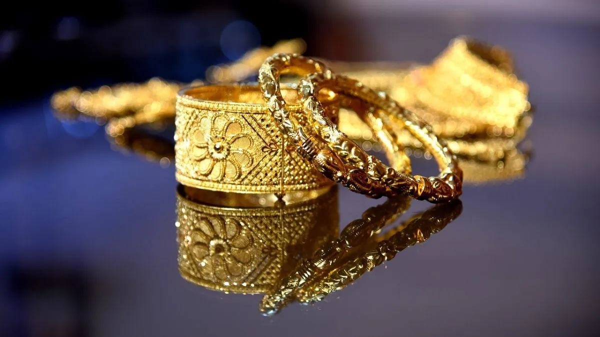 Gold price 