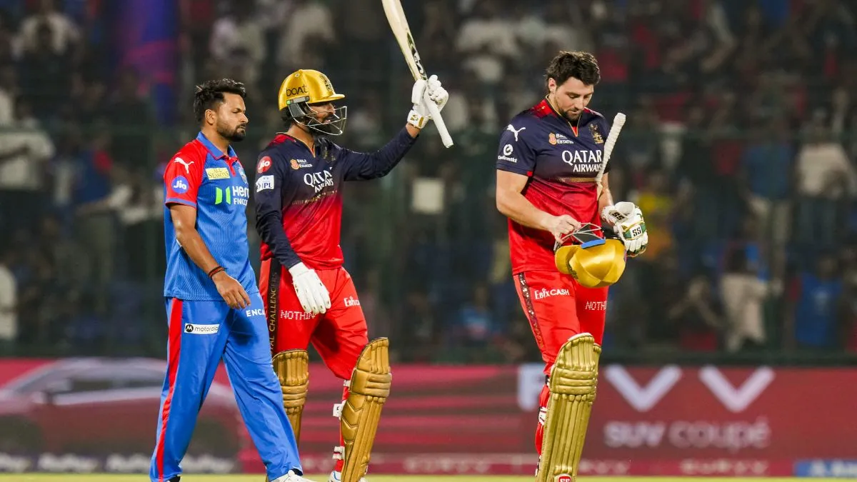 RCB vs DC