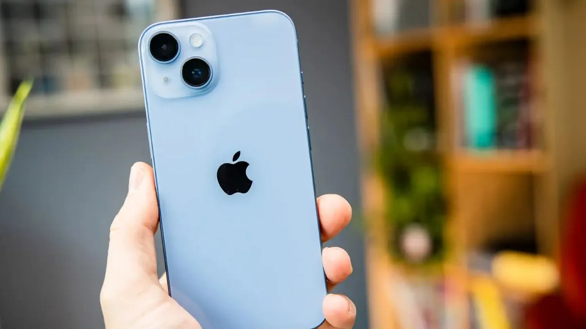 iPhonr Offers, Flipkart iPhone Offer, Amazon iPhone Offer, Tech news, Huge discount on iPhone