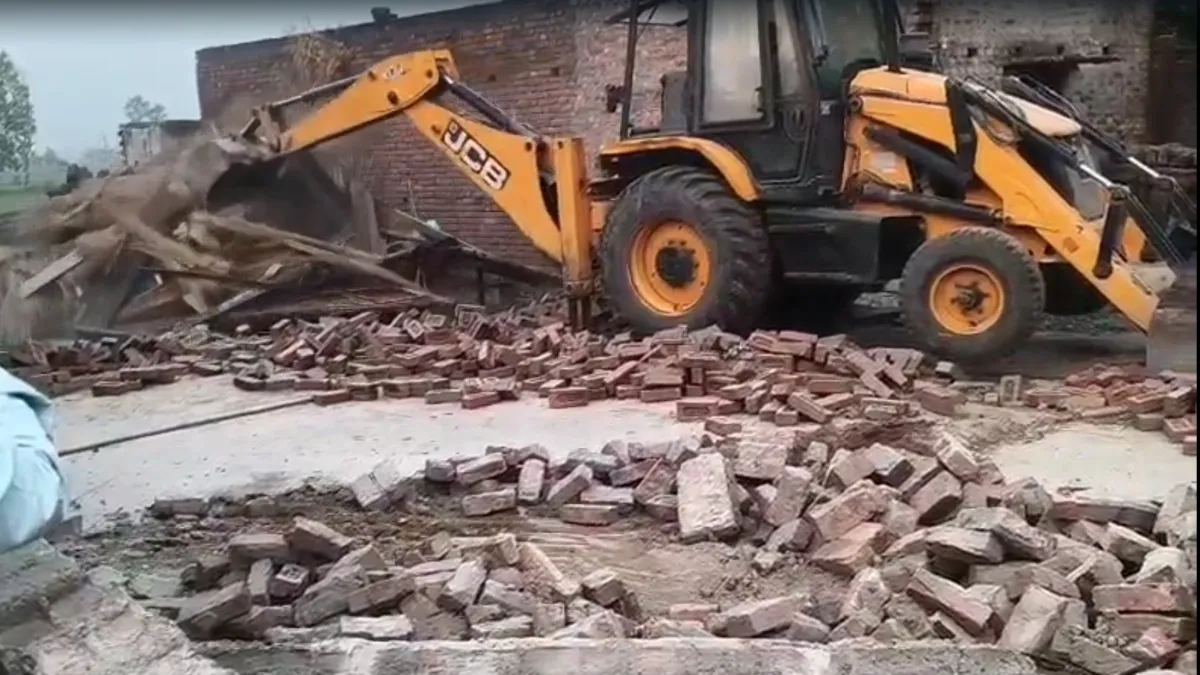 bulldozer action- India TV Hindi