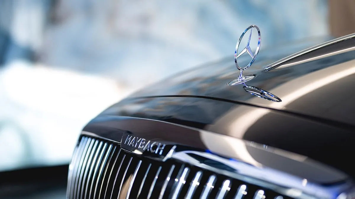 Mercedes, Mercedes Maybach, luxury taxi, ride hailing cars