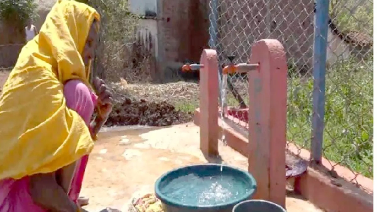 A vila Ufri de Dindori tornou -se auto -suficiente com a facilidade de água potável.